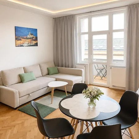Pekanda Sunlit Ac Apartman Brünn (Brno)